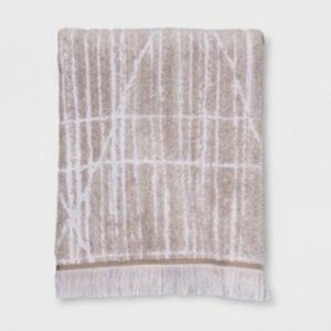 Diamond Lines Bath Towel Khaki~Set of 2~NWT